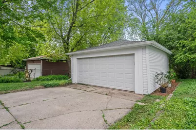 2016 E Newton Ave #2018, Shorewood, WI 53211 - Photo 39