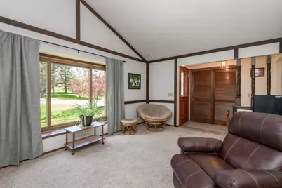 1438  Heather Cir, Richfield, WI 53033 - Photo 7