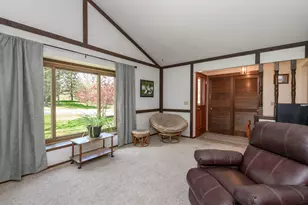 1438 Heather Cir, Richfield, WI 53033 - Photo 7