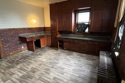 2355 N 20th St, Milwaukee, WI 53206 - Photo 11