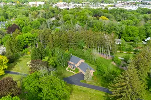 921 W Green Tree Rd, River Hills, WI 53217 - Photo 59