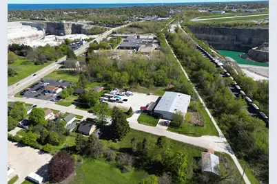 2415  St. Ritas Rd, Racine, WI 53402 - Photo 7