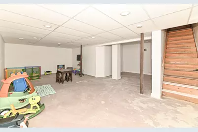 4131 N 93rd St, Wauwatosa, WI 53222 - Photo 23
