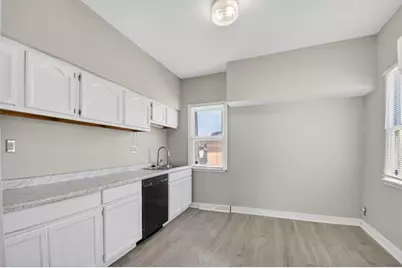 901  Grove Ave, Racine, WI 53405 - Photo 11