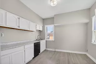 901 Grove Ave, Racine, WI 53405 - Photo 11
