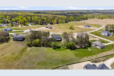 2050  Paradise Hills Ct, Trenton, WI 53095 - Photo 45