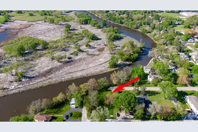 325 W Park St, Silver Lake, WI 53170 - Photo 5
