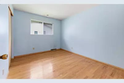 6185 S Merrill Ave, Cudahy, WI 53110 - Photo 7