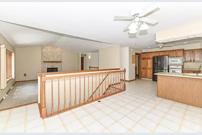 12405 W North Ln, New Berlin, WI 53151 - Photo 11