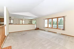 12405 W North Ln, New Berlin, WI 53151 - Photo 5