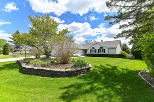 12405 W North Ln, New Berlin, WI 53151 - Photo 51