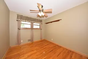 2964 S 104th St, West Allis, WI 53227 - Photo 25