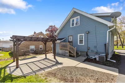 3318 W Florist Ave, Milwaukee, WI 53209 - Photo 3