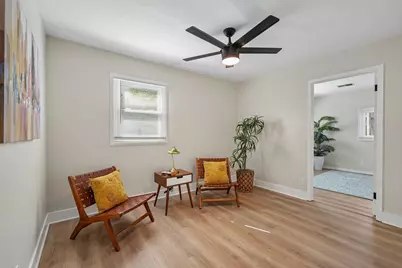 6532 W Euclid Ave, Milwaukee, WI 53219 - Photo 23