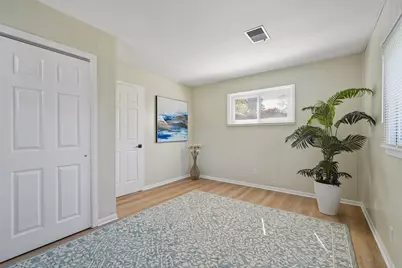 6532 W Euclid Ave, Milwaukee, WI 53219 - Photo 21
