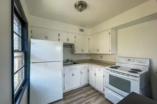 6920 W Center St, Milwaukee, WI 53210 - Photo 9