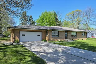 500 E Oakwood Rd, Oak Creek, WI 53154 - Photo 25