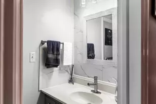 845 N 5th St, Manitowoc, WI 54220 - Photo 21