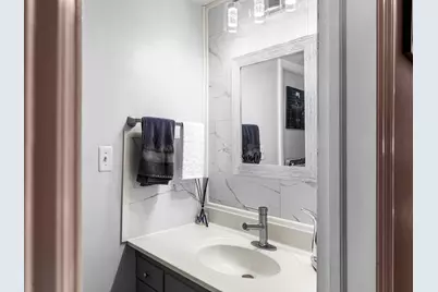 845 N 5th St, Manitowoc, WI 54220 - Photo 25