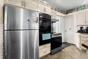 845 N 5th St, Manitowoc, WI 54220 - Photo 17
