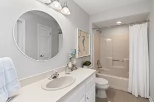 N23W28221 Beach Park Cir, Delafield, WI 53072 - Photo 21