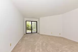 1600 W Green Tree Rd, Glendale, WI 53209 - Photo 17