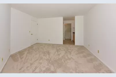 1600 W Green Tree Rd #225, Glendale, WI 53209 - Photo 15