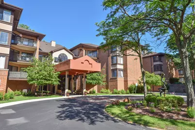 1600 W Green Tree Rd #225, Glendale, WI 53209 - Photo 21