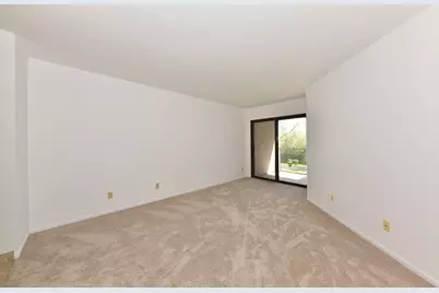 1600 W Green Tree Rd #225, Glendale, WI 53209 - Photo 13