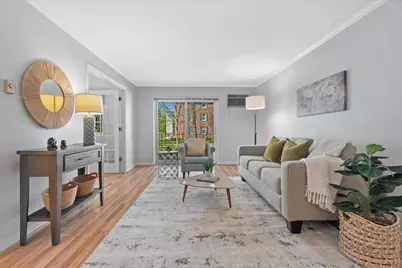 303 E Henry Clay St #104, Whitefish Bay, WI 53217 - Photo 11