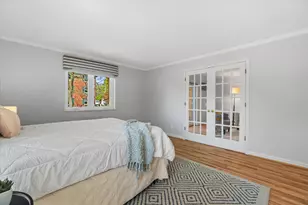 303 E Henry Clay St, Whitefish Bay, WI 53217 - Photo 23