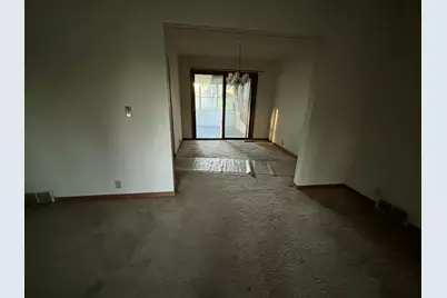 711 E Jonquil Ct, Beloit, WI 53511 - Photo 27