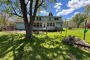 711 E Jonquil Ct, Beloit, WI 53511 - Photo 3