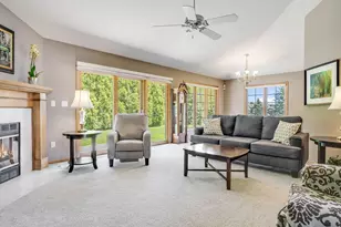 19190 Stonehedge Dr, Brookfield, WI 53045 - Photo 3
