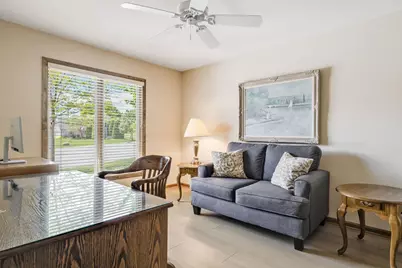 19190  Stonehedge Dr #B, Brookfield, WI 53045 - Photo 15