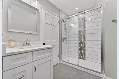 10235 N Range Line Ct, Mequon, WI 53092 - Photo 35