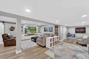 10235 N Range Line Ct, Mequon, WI 53092 - Photo 43