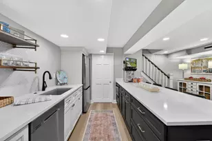 10235 N Range Line Ct, Mequon, WI 53092 - Photo 41