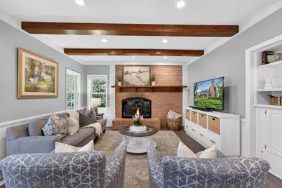 10235 N Range Line Ct, Mequon, WI 53092 - Photo 7