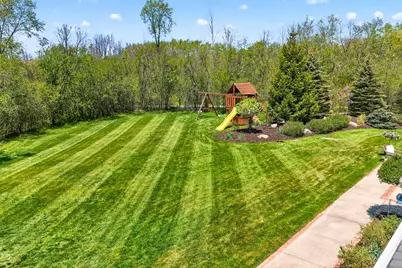 10235 N Range Line Ct, Mequon, WI 53092 - Photo 47
