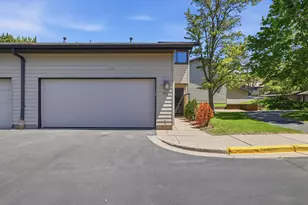 9179 N 70th St, Milwaukee, WI 53223 - Photo 27