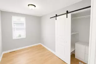 1325 Villa St, Racine, WI 53403 - Photo 9