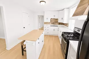 1325 Villa St, Racine, WI 53403 - Photo 7