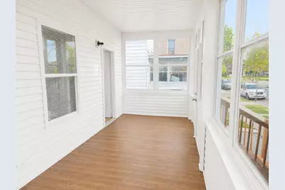 1325  Villa St, Racine, WI 53403 - Photo 3