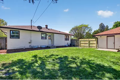 5224 W Luebbe Ln, Milwaukee, WI 53223 - Photo 33