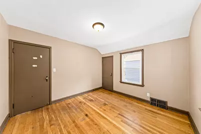 1307 N 54th St, Milwaukee, WI 53208 - Photo 11