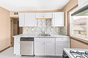 1307 N 54th St, Milwaukee, WI 53208 - Photo 5