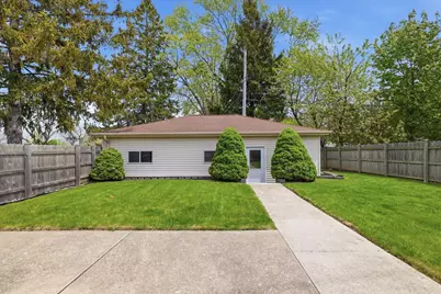601  Oregon St, Racine, WI 53405 - Photo 15