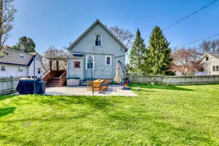 7640 W Clarke St, Wauwatosa, WI 53213 - Photo 35