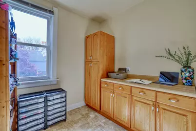 7640 W Clarke St, Wauwatosa, WI 53213 - Photo 15